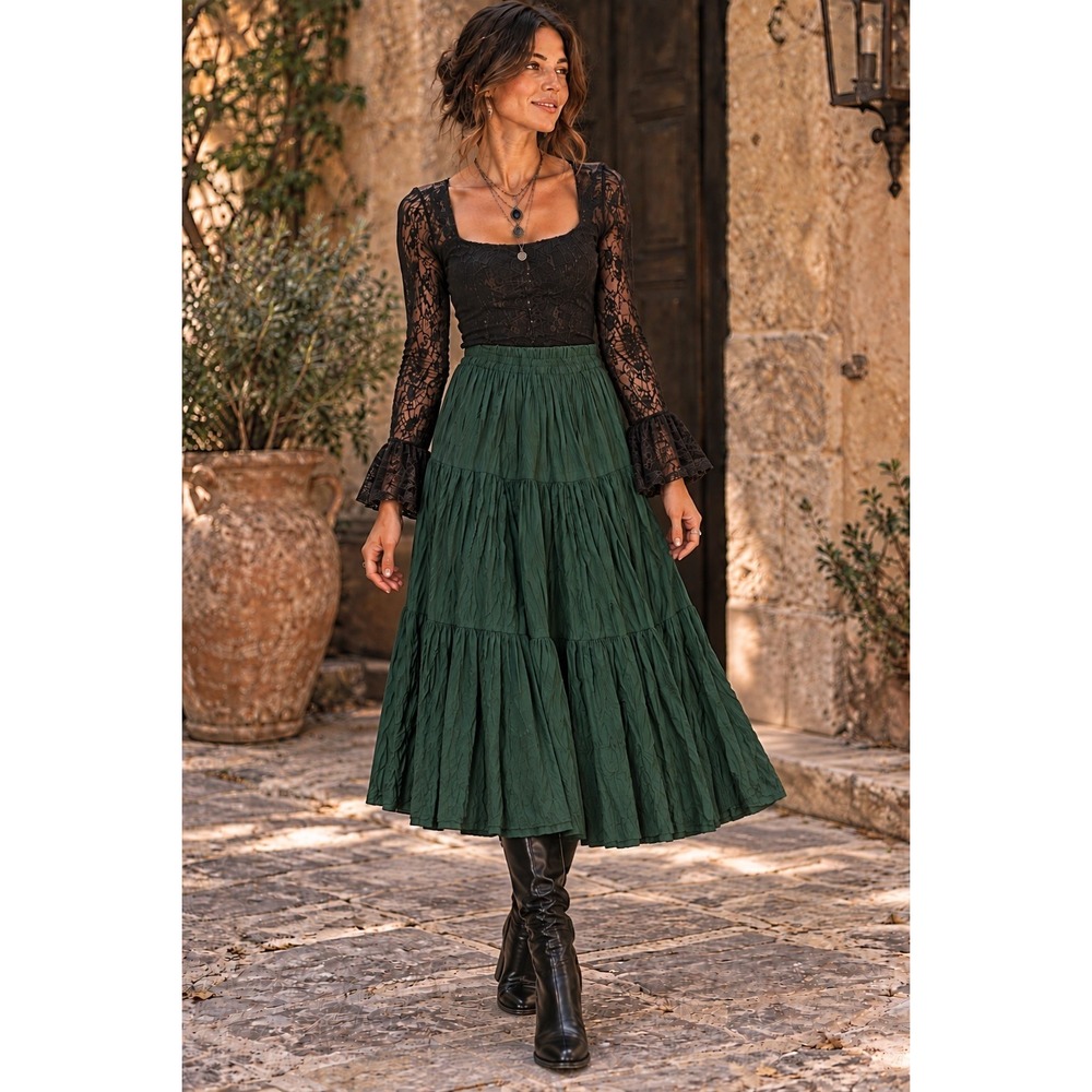 90's Green Broomstick Tiered Midi Skirt Crinkle Large Festival Peasant Witchy